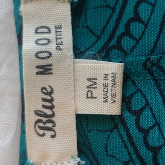 Blue Mood Petite Med Women's Stretch Green Paisley Top - Picture 8 of 12